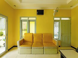 OYO 92483 Hotel Kirana