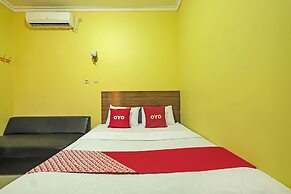 OYO 92485 Hotel Family