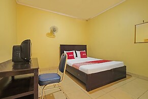 OYO 92485 Hotel Family