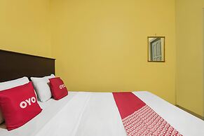 OYO 92485 Hotel Family