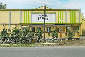 OYO 92485 Hotel Family