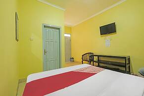 OYO 92485 Hotel Family