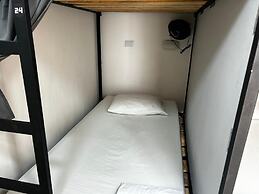 Baku Laureles Hostel