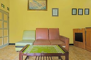 OYO 92486 Hotel Permata 3