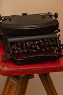 Warsaw Old Town Apartment by Renters