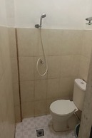 OYO 92503 Penginapan & Villa Sirait