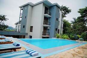Green Side Hotel