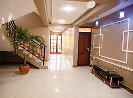Green Side Hotel