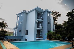Green Side Hotel