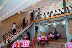 Green Side Hotel