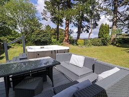 Woodlands Retreat