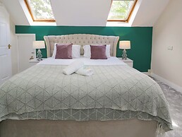 Woodlands Retreat