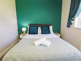 Woodlands Retreat