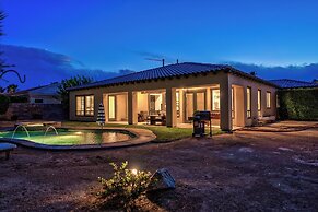 Luxury Resort Style Living w/ Pool & Jacuzzi