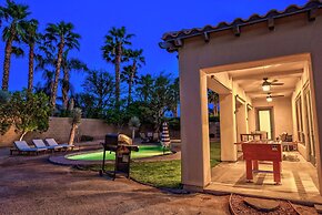 Luxury Resort Style Living w/ Pool & Jacuzzi