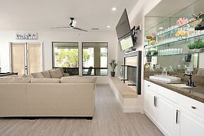 Luxury Resort Style Living w/ Pool & Jacuzzi