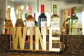 Luxury Resort Style Living w/ Pool & Jacuzzi