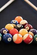 Luxury Resort Style Living w/ Pool & Jacuzzi