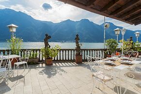 Terrace on Orrido di Nesso Waterfall