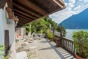 Terrace on Orrido di Nesso Waterfall