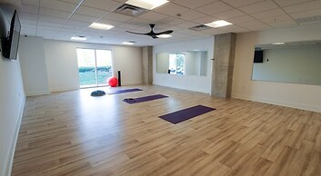 CozySuites Artistry Cincinnati