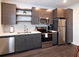 CozySuites Artistry Cincinnati
