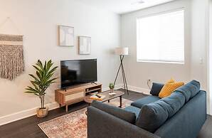 CozySuites Artistry Cincinnati
