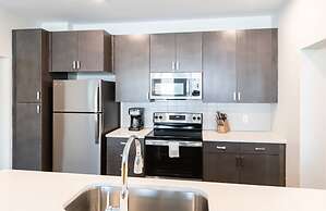 CozySuites Artistry Cincinnati