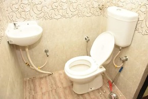 Goroomgo Banaras Homestay Varanasi