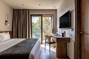 Elios Hill - Sun Kissed Happiness