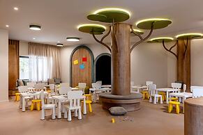 Elios Hill - Sun Kissed Happiness