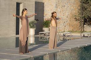 Elios Hill - Sun Kissed Happiness