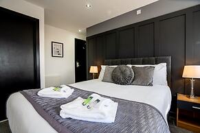 Woodhouse Hotel