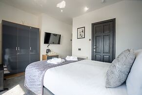 Woodhouse Hotel