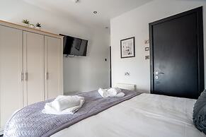 Woodhouse Hotel
