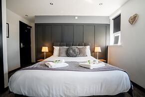 Woodhouse Hotel