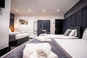 Woodhouse Hotel