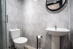 Woodhouse Hotel