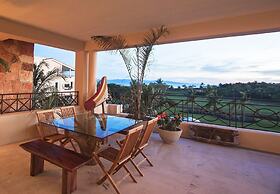 Luxurious 3 Bedroom Condo