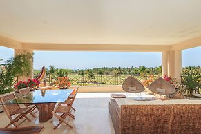 Luxurious 3 Bedroom Condo