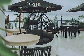 Royal Medis Hotel