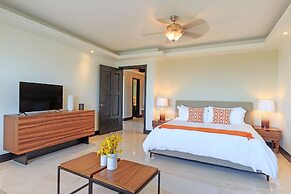 Amazing 4 Bedroom Condo