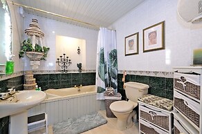 The Jays Guest House