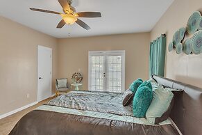 Midtown Marvel - 1br Oasis By Overton Park 1 Bedroom Apts by Redawning