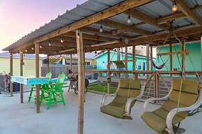 The Naughty Tortuga Rp121 3 Bedroom Home by Redawning