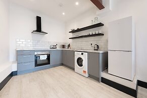 Kings Building- 2 Bed & Bathroom Flats