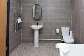 Kings Building- 2 Bed & Bathroom Flats