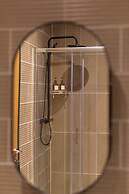 Kings Building- 2 Bed & Bathroom Flats