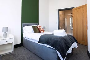 Kings Building- 2 Bed & Bathroom Flats