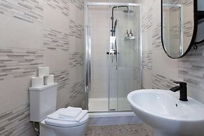 Kings Building- 2 Bed & Bathroom Flats